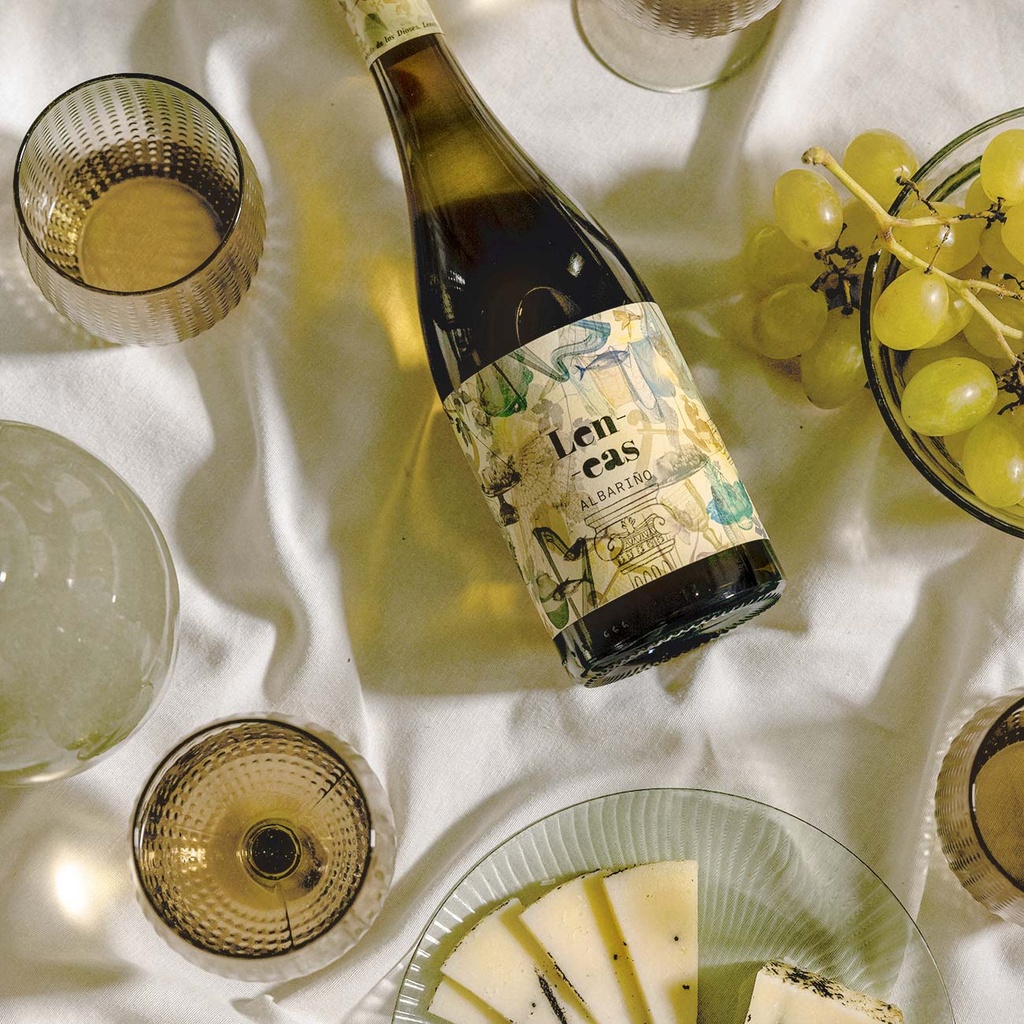 VINO BLANCO ALBARIÑO D.O. RIAS BAIXAS LENEAS